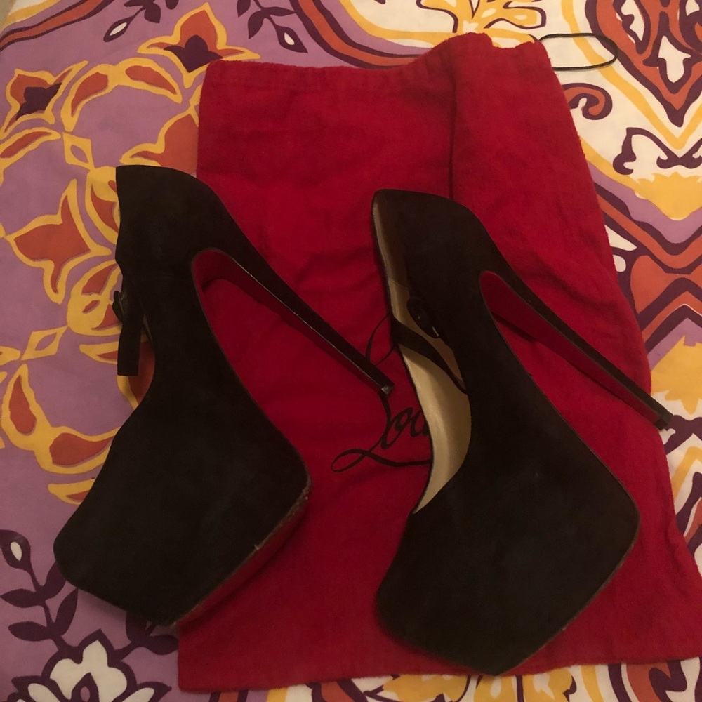 Christian louboutin ladydaff platforms